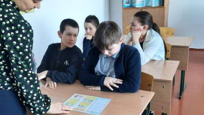2026 жылғы 12 ақпан күні «Казанка жалпы орта білім беретін мектебінде» КММ, «Позитивті мағыналар аумағы» психологиялық онкүндігі аясында оқушылар арасында «Менің өмірім – менің құндылығым» атты әңгіме өткізілді.