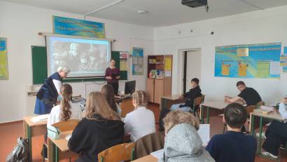 В рамках празднования Дня защитника Отечества,на кануне важной даты, 30 апреля 2026года,  в КГУ "Казанская ОШ" были проведены Единые уроки «Ерлік сабағы» , посвященные Дню защитника Отечества.