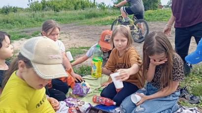 Сегодня на базе пришкольной площадки «Солнышко» в Казанской общеобразовательной школе состоялось закрытие сезона. 